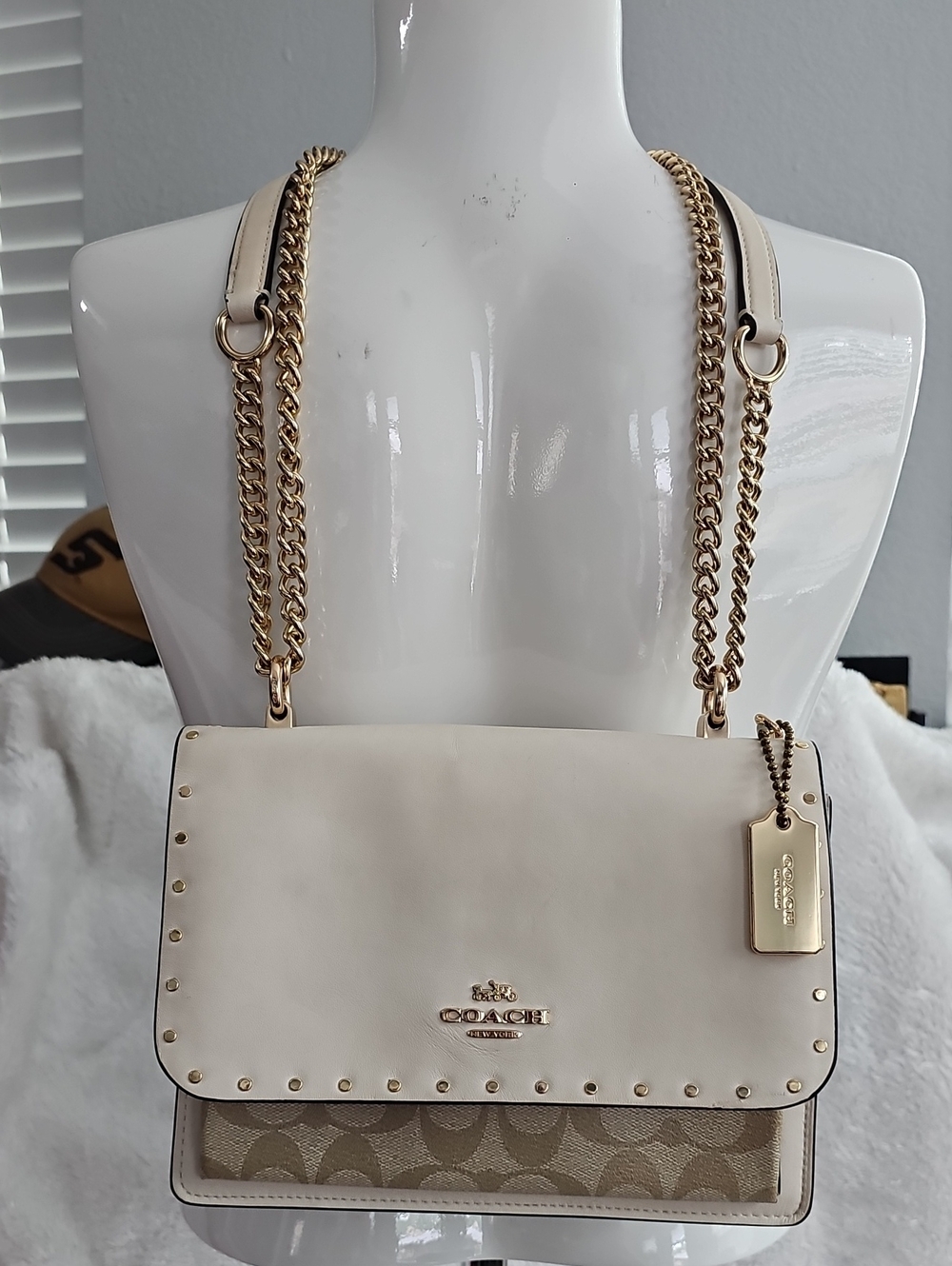 Coach Klare Cream Leather Shoulder Bag with Gold Chain Straps